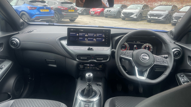 Nissan Juke 1.0 DiG-T N-Connecta 5dr Petrol Hatchback